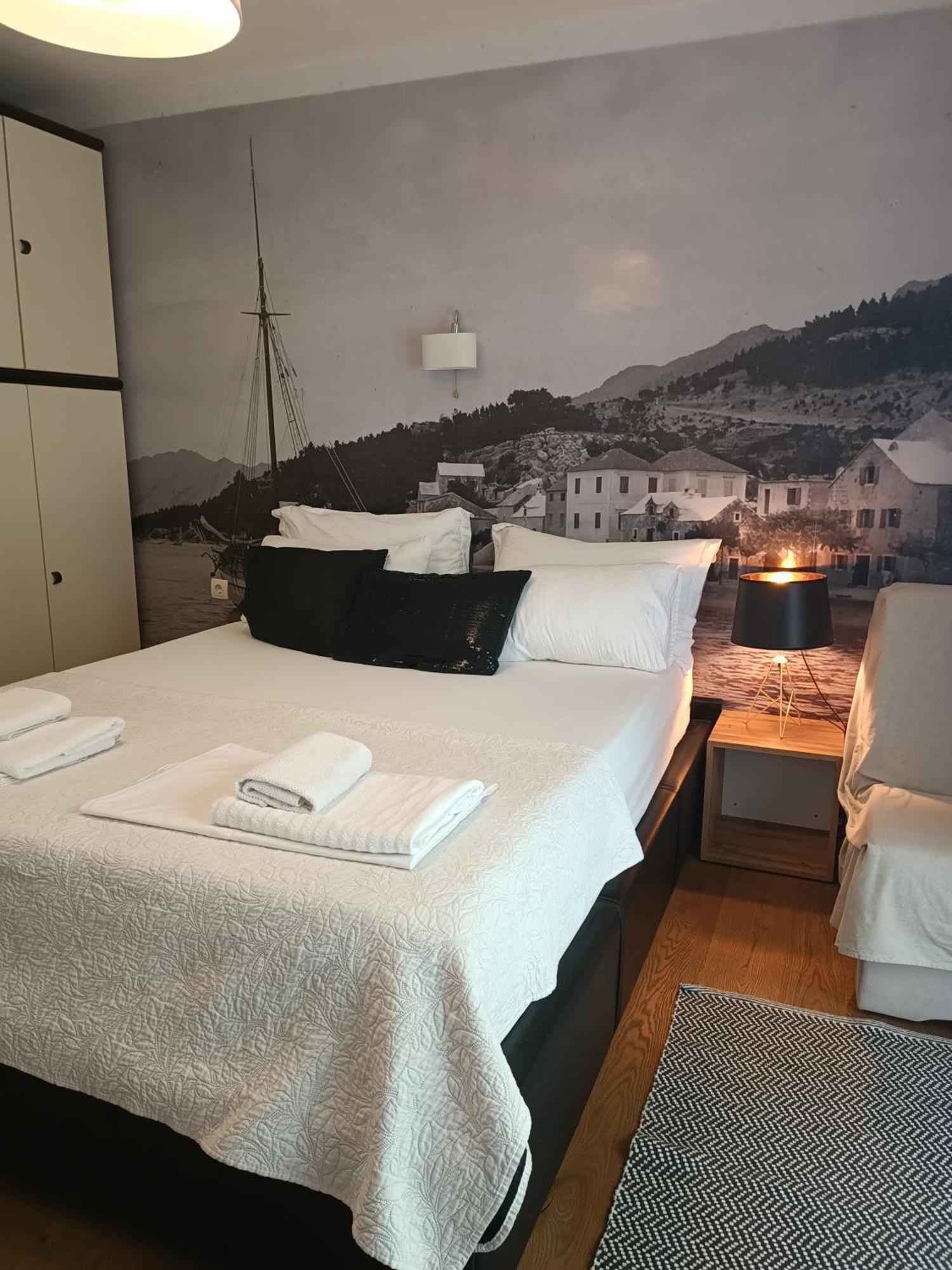 Ferienwohnung Old Port Baška Voda Exterior foto