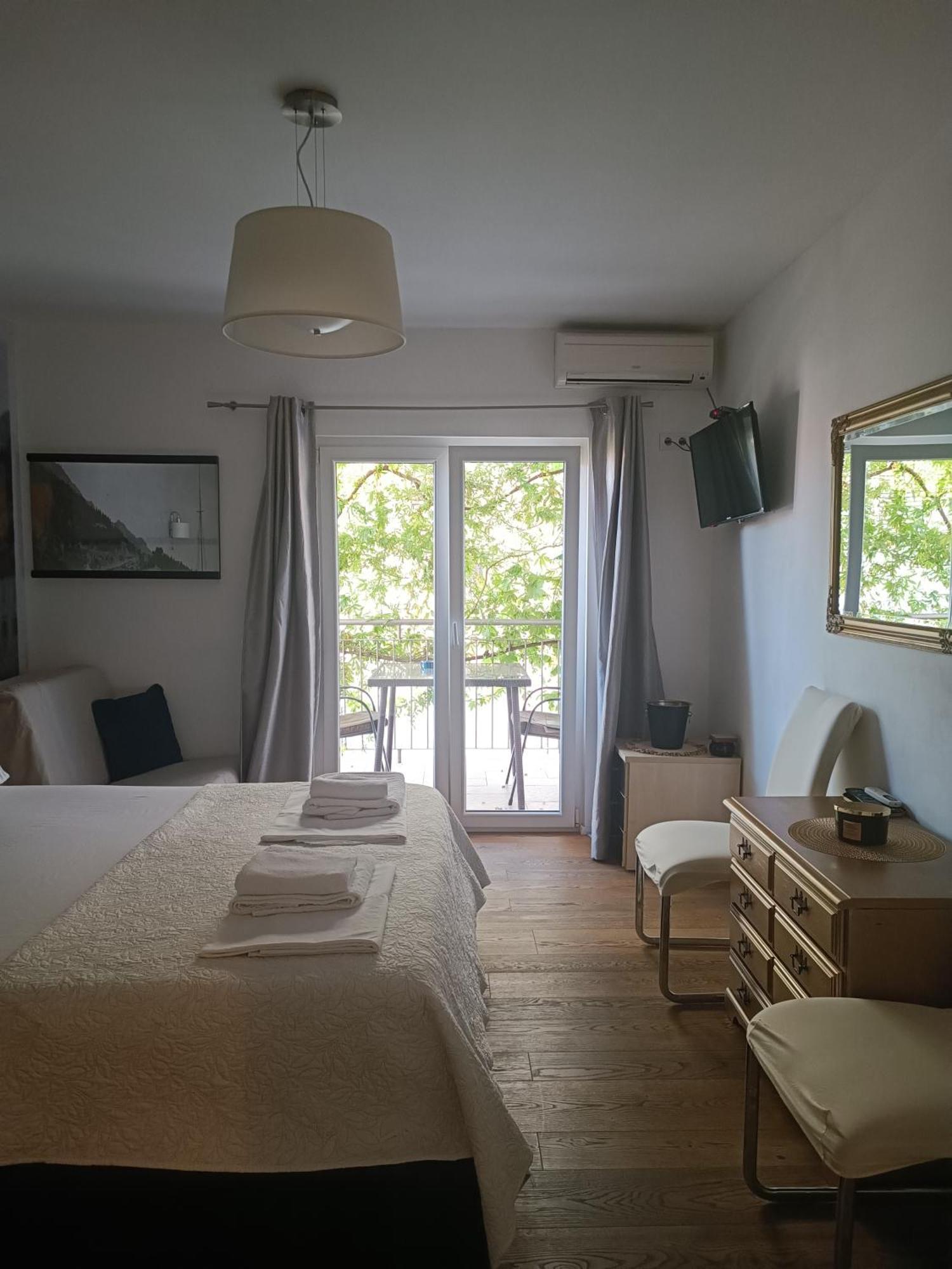 Ferienwohnung Old Port Baška Voda Zimmer foto